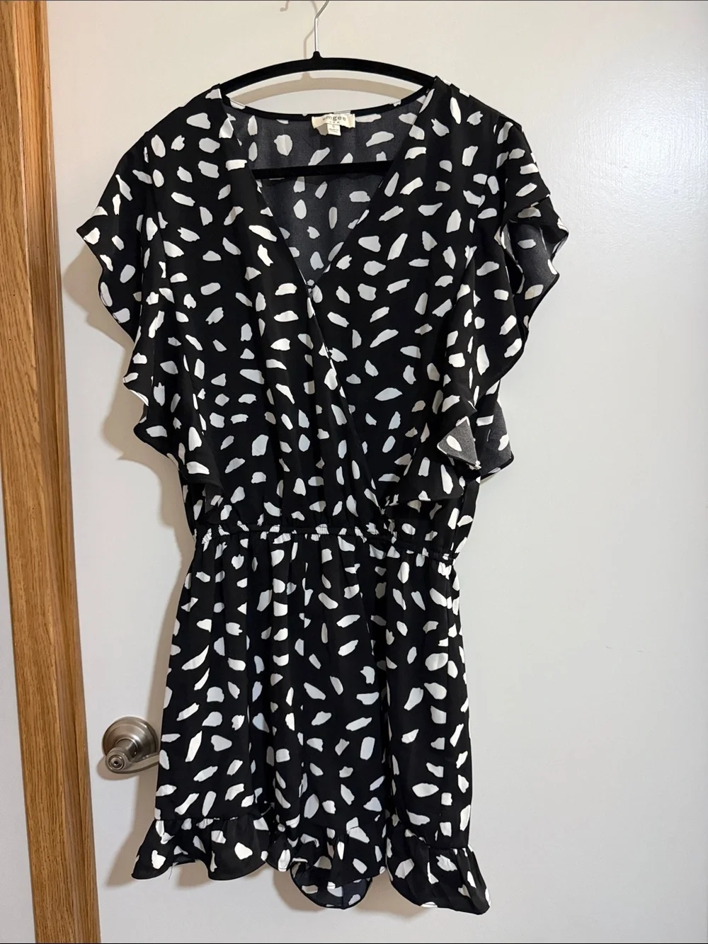 Umgee Black & White Abstract Wrap Romper